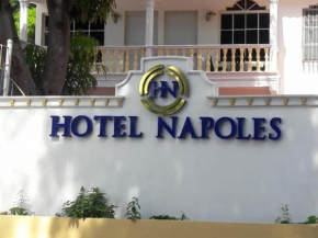 Отель Hotel Napoles  Эль Сентро